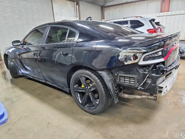 2C3CDXCT2GH346805 2016 DODGE CHARGER - Image 2