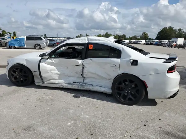 2C3CDXCT2HH525587 2017 DODGE CHARGER - Image 2