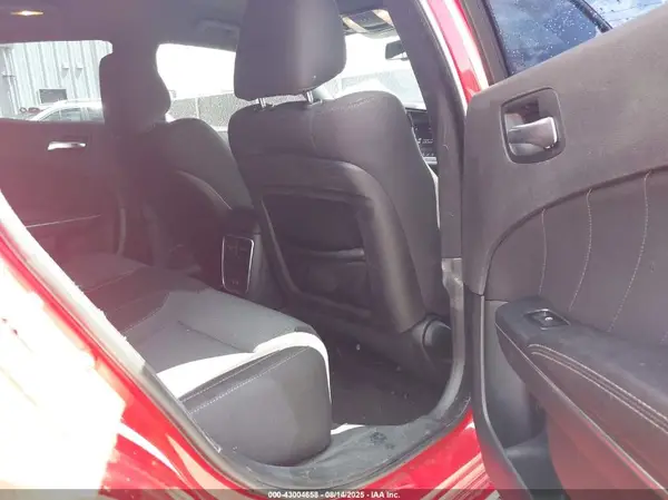 2C3CDXCT2HH587653 2017 DODGE CHARGER - Image 8