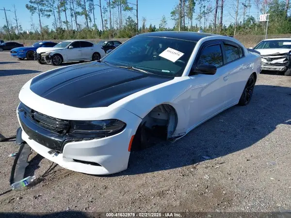 2C3CDXCT2JH181006 2018 DODGE CHARGER - Image 2