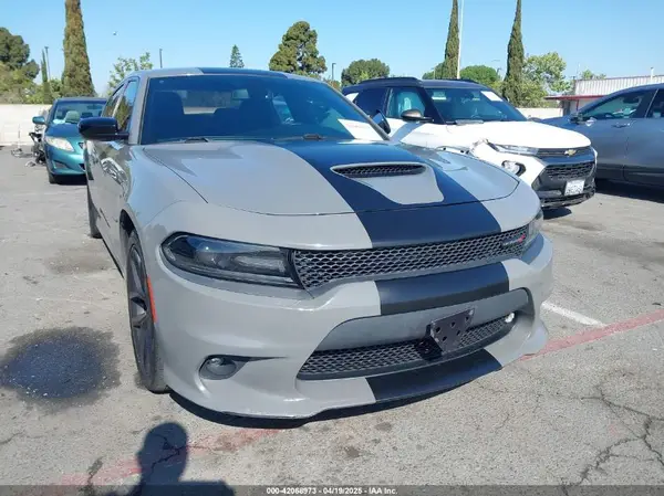 2C3CDXCT2KH522888 2019 DODGE CHARGER - Image 1