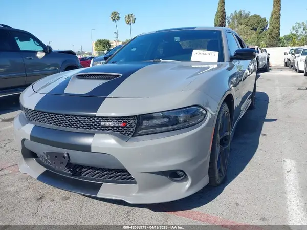 2C3CDXCT2KH522888 2019 DODGE CHARGER - Image 2