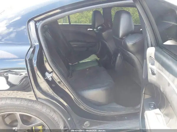 2C3CDXCT2KH562467 2019 DODGE CHARGER - Image 8