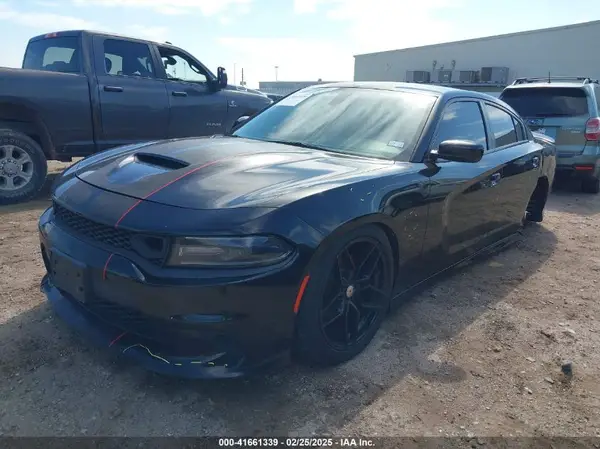 2C3CDXCT2KH575297 2019 DODGE CHARGER - Image 2