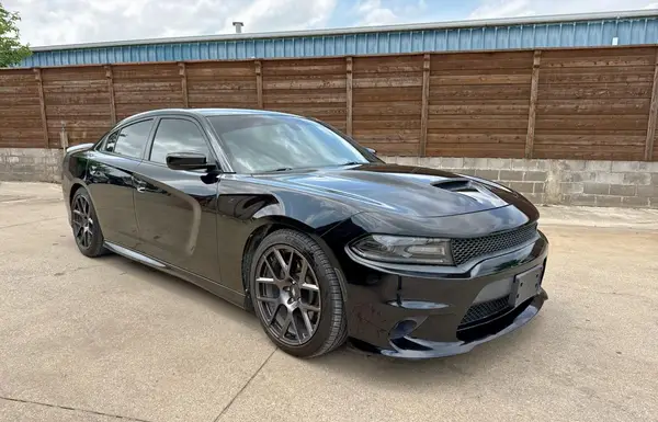 2C3CDXCT2KH650502 2019 DODGE CHARGER - Image 1