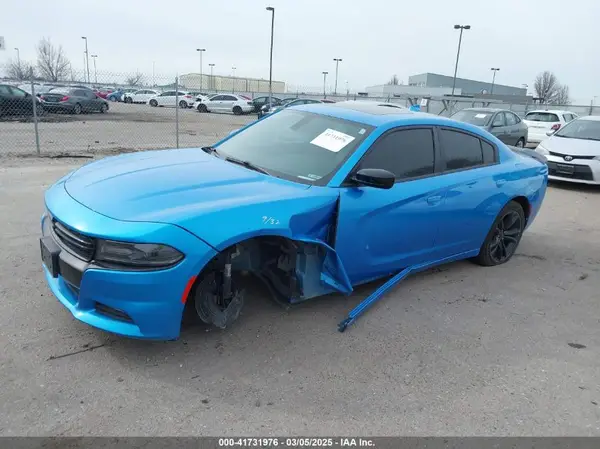 2C3CDXCT3GH247555 2016 DODGE CHARGER - Image 2