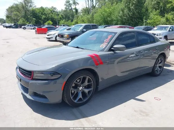 2C3CDXCT3HH525839 2017 DODGE CHARGER - Image 2