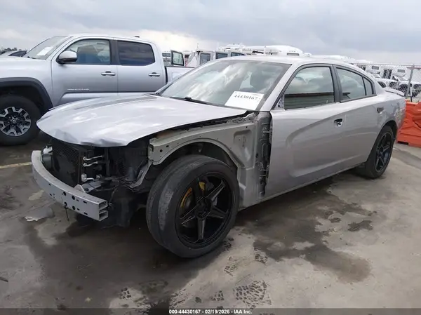 2C3CDXCT3HH587810 2017 DODGE CHARGER - Image 2