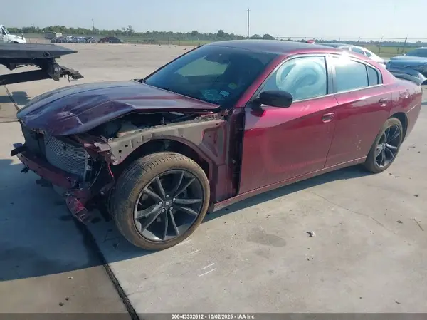2C3CDXCT3JH157751 2018 DODGE CHARGER - Image 2