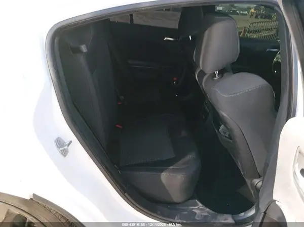 2C3CDXCT3KH553079 2019 DODGE CHARGER - Image 8