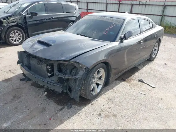 2C3CDXCT3KH575308 2019 DODGE CHARGER - Image 2