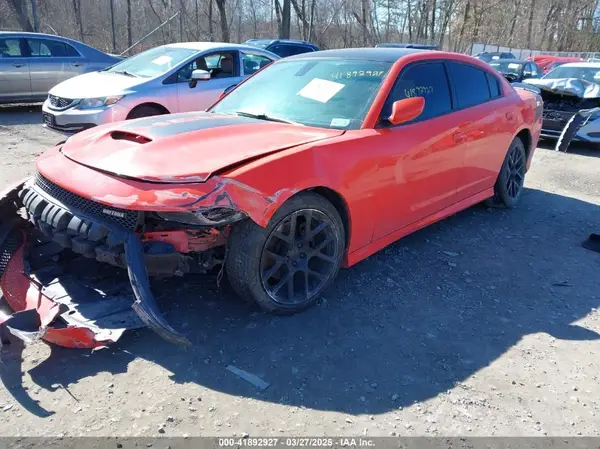2C3CDXCT3KH653652 2019 DODGE CHARGER - Image 2