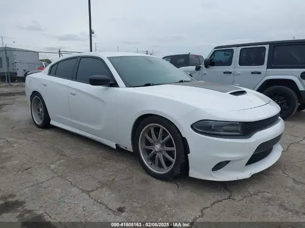 2C3CDXCT3KH666949 2019 DODGE CHARGER - Image 1