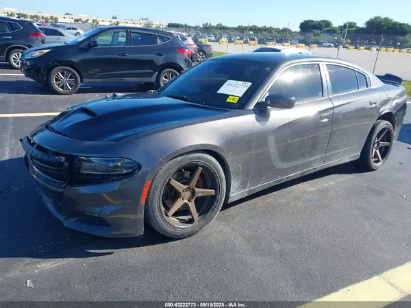 2C3CDXCT4GH241098 2016 DODGE CHARGER - Image 2