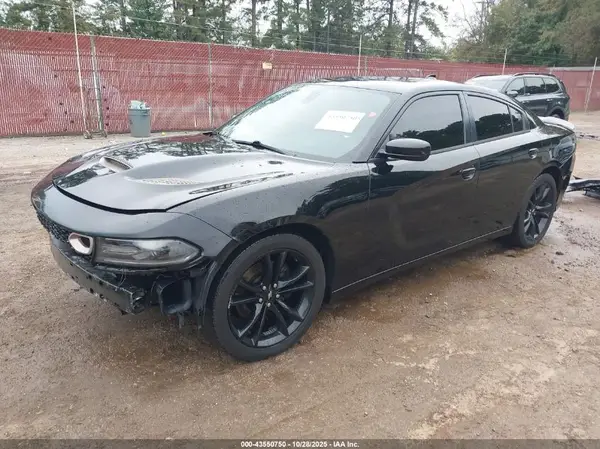 2C3CDXCT4HH598833 2017 DODGE CHARGER - Image 2
