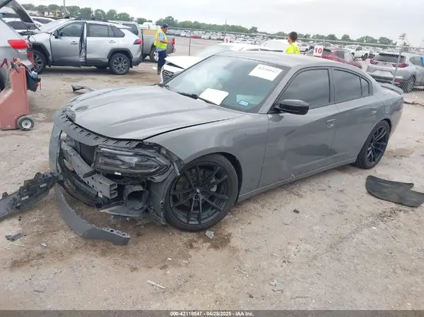 2C3CDXCT4HH634911 2017 DODGE CHARGER - Image 2