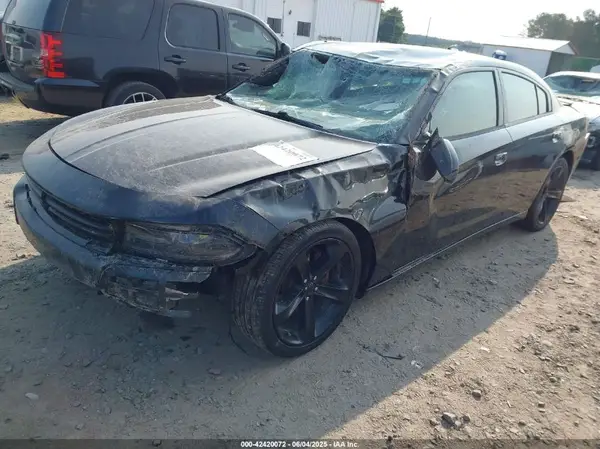 2C3CDXCT4HH643186 2017 DODGE CHARGER - Image 2
