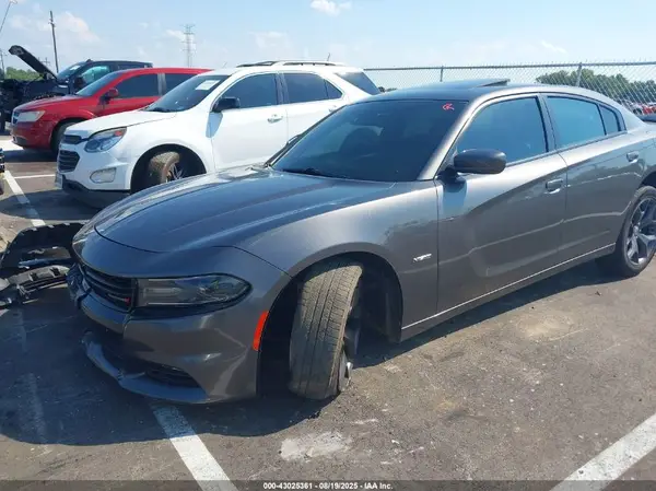 2C3CDXCT4JH129358 2018 DODGE CHARGER - Image 2