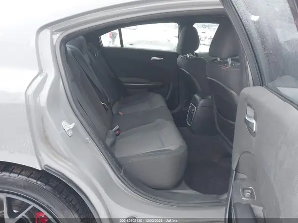 2C3CDXCT4JH133457 2018 DODGE CHARGER - Image 8