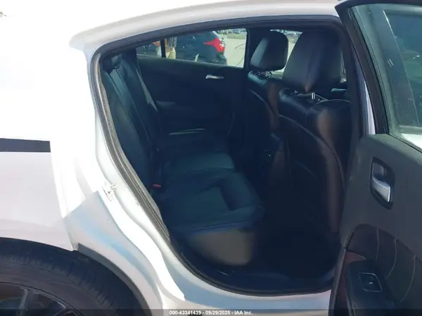 2C3CDXCT4JH174171 2018 DODGE CHARGER - Image 8