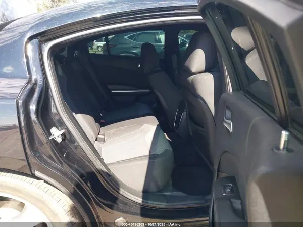 2C3CDXCT4JH238175 2018 DODGE CHARGER - Image 8
