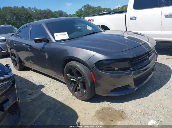 2C3CDXCT4JH261021 2018 DODGE CHARGER - Image 1