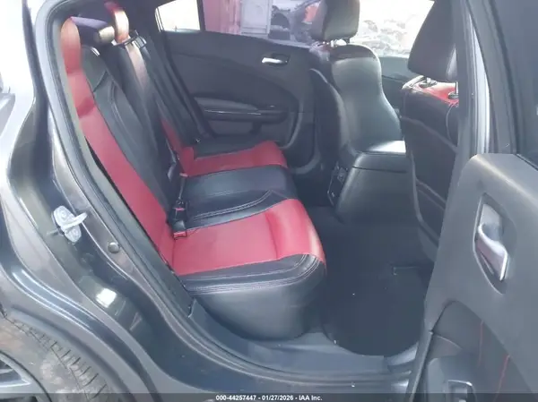 2C3CDXCT4KH550160 2019 DODGE CHARGER - Image 8