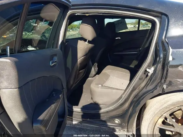 2C3CDXCT4KH597852 2019 DODGE CHARGER - Image 8