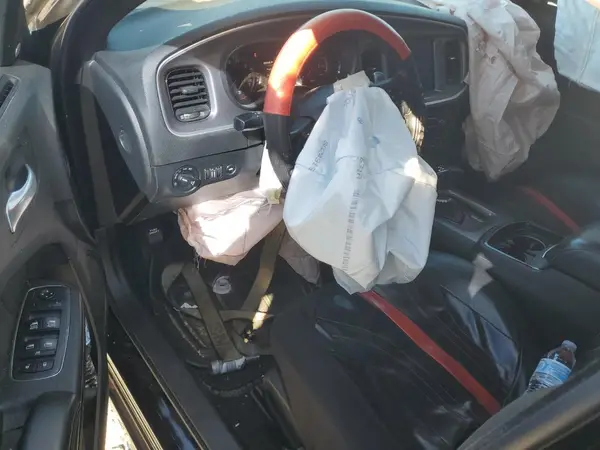 2C3CDXCT4KH607988 2019 DODGE CHARGER - Image 8