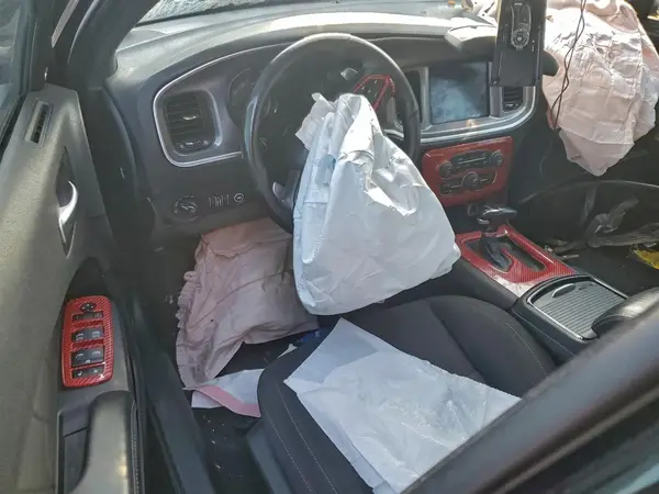 2C3CDXCT4KH623902 2019 DODGE CHARGER - Image 8