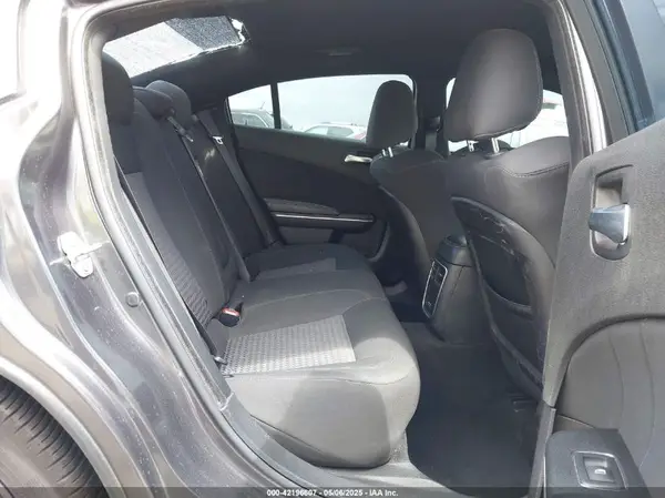 2C3CDXCT4KH633149 2019 DODGE CHARGER - Image 8