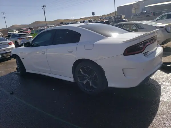 2C3CDXCT4KH738404 2019 DODGE CHARGER - Image 2