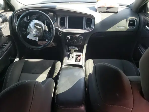 2C3CDXCT4KH738404 2019 DODGE CHARGER - Image 8