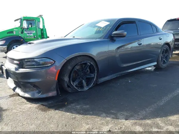 2C3CDXCT4KH757261 2019 DODGE CHARGER - Image 2