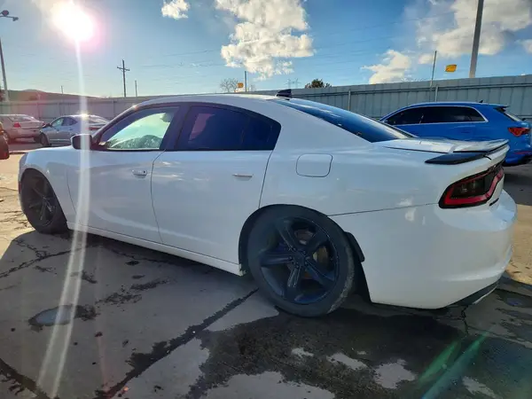 2C3CDXCT5GH185625 2016 DODGE CHARGER - Image 2