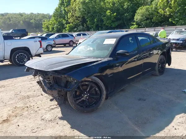 2C3CDXCT5JH227136 2018 DODGE CHARGER - Image 2
