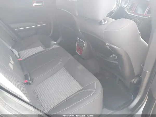 2C3CDXCT5JH230540 2018 DODGE CHARGER - Image 8