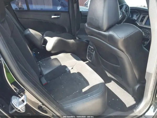 2C3CDXCT5KH587962 2019 DODGE CHARGER - Image 8