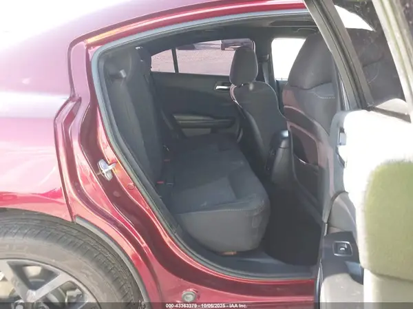 2C3CDXCT5KH633130 2019 DODGE CHARGER - Image 8