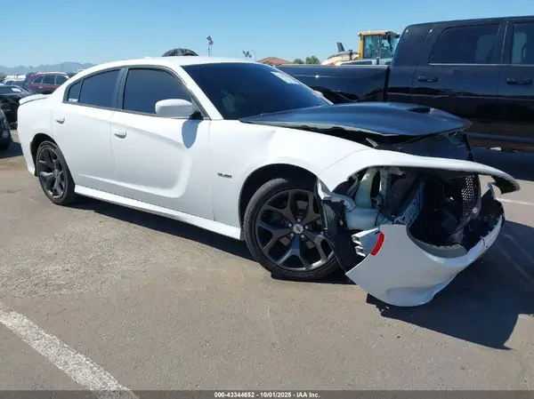 2C3CDXCT5KH633340 2019 DODGE CHARGER - Image 1