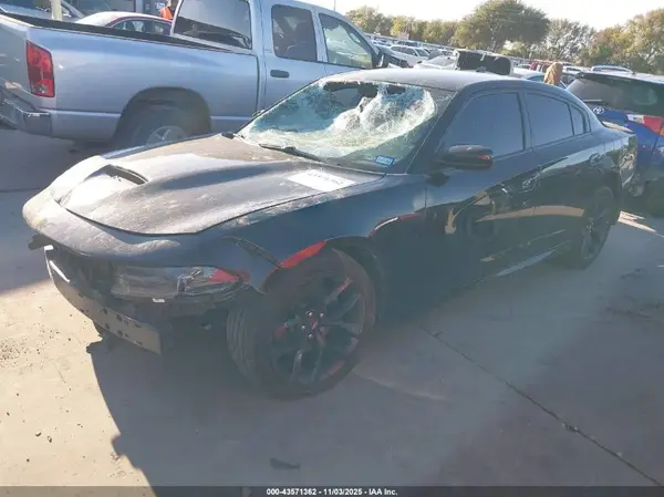 2C3CDXCT5LH252718 2020 DODGE CHARGER - Image 2