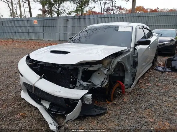 2C3CDXCT5PH573664 2023 DODGE CHARGER - Image 2