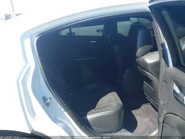 2C3CDXCT6GH258467 2016 DODGE CHARGER - Image 8