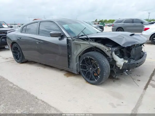 2C3CDXCT6GH312639 2016 DODGE CHARGER - Image 1