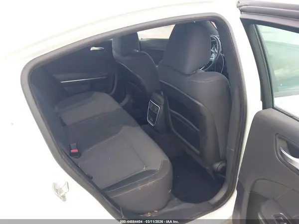 2C3CDXCT6GH352137 2016 DODGE CHARGER - Image 8