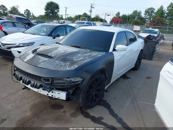 2C3CDXCT6JH175869 2018 DODGE CHARGER - Image 2