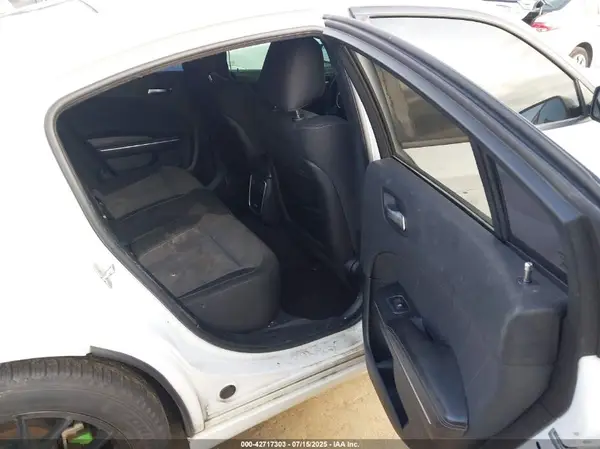 2C3CDXCT6JH175869 2018 DODGE CHARGER - Image 8