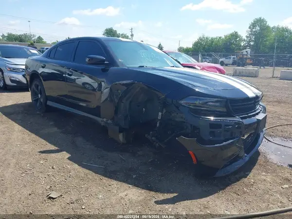 2C3CDXCT6JH205940 2018 DODGE CHARGER - Image 1
