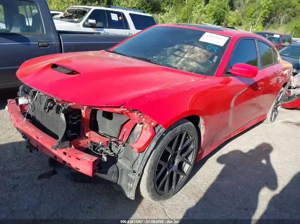 2C3CDXCT6JH217585 2018 DODGE CHARGER - Image 2