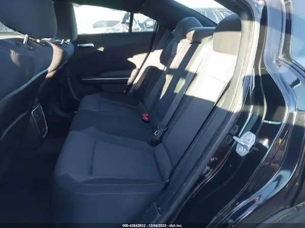 2C3CDXCT6JH253468 2018 DODGE CHARGER - Image 8